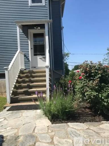 Main picture of 48 Allen Ave