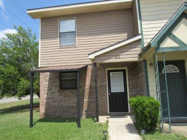 Main picture of 109 Brian Ct