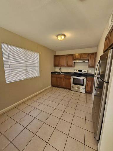 Main picture of 1441 S 14th Ave