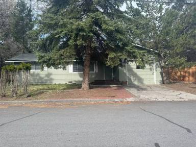 Main picture of 809 NW 13th St