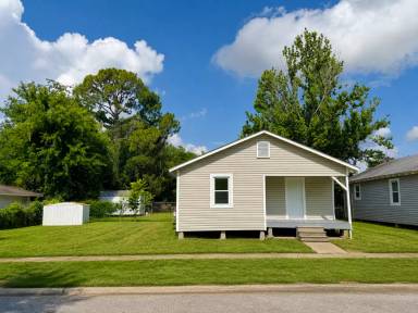 Main picture of 427 Palm St