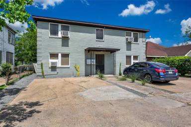 Main picture of 2303 Rosewood St