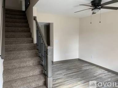 Main picture of 419 Meadow Dr