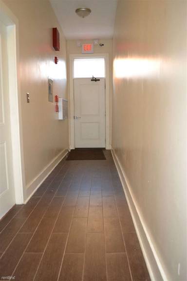 Main picture of 740 S 15th St