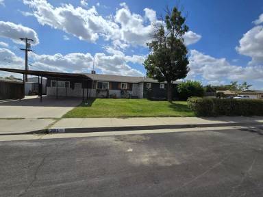 Main picture of 395 W Spruce Ave