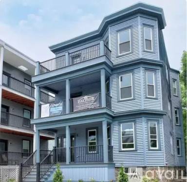Main picture of 77 Torrey St