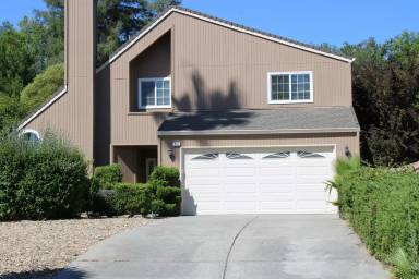 Main picture of 351 Scarlet Oak Ct