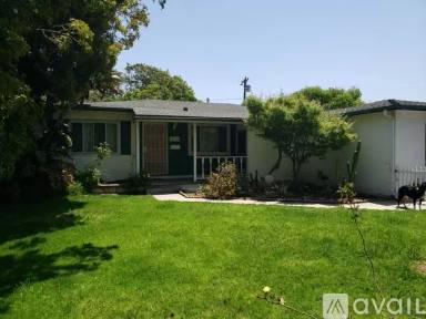 Main picture of 7116 W 91st St