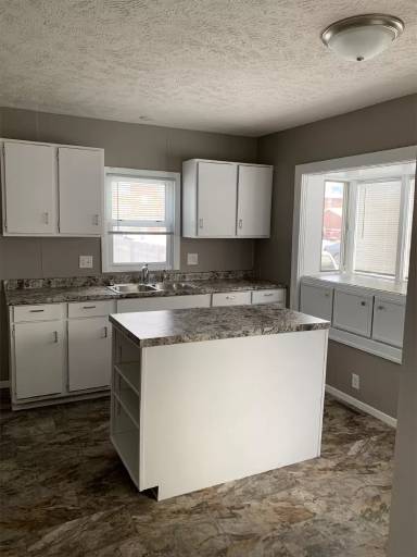 Main picture of 2208 S 13th St
