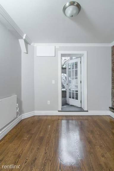 Main picture of 529 E 6th St