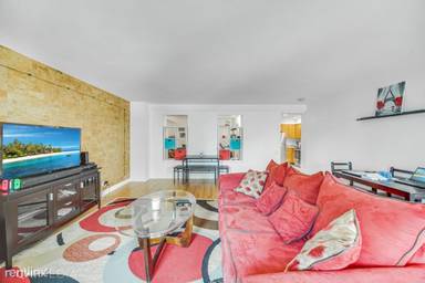 Main picture of Burnham Park Plaza Condo