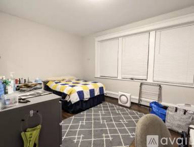 Main picture of 11 Stearns Rd