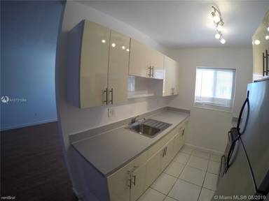 Main picture of 525 79th St