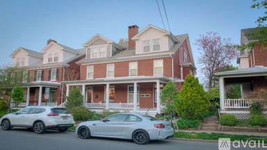 Main picture of 516 Elm St