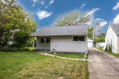 Main picture of 4008 E 186th St