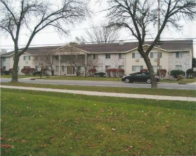 Main picture of 700 N High St