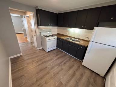 Main picture of 2104 S 17th Ave