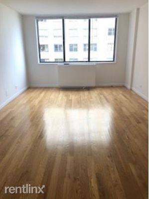 Main picture of 7 Washington Pl