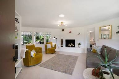 Main picture of 4929 SE Mintone Dr