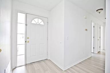 Main picture of 3061 W Wildflower St