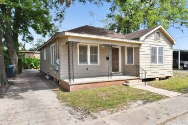 Main picture of 115 Ryan St