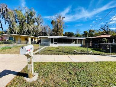 Main picture of 769 Greenway Pl