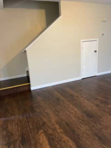 Main picture of 908 S Guadalupe St