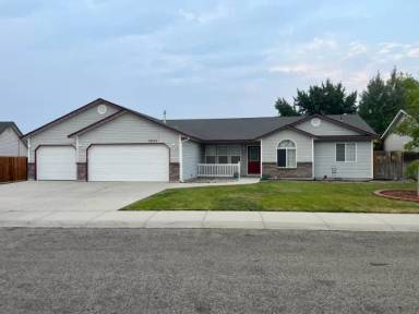 Main picture of 2632 W Carlton St