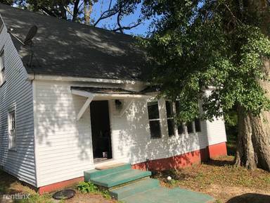 Main picture of 817 Howe St