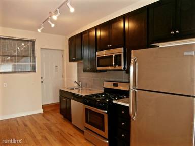 Main picture of 1634-1636 W North Shore Ave