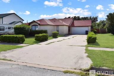 Main picture of 1909 Kingwood Dr