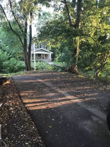 Main picture of 1110 W 24th St