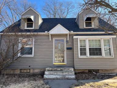 Main picture of 11 Blackhawk Hills Dr