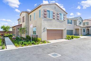 Main picture of 16616 Strategy Pl