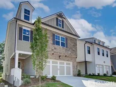 Main picture of 5299 Fox Den Rd