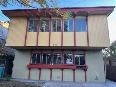 Main picture of 647 57th St