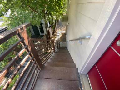 Main picture of 2503 E 4th St