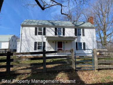 Main picture of 220 Woodlee Rd
