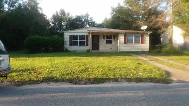 Main picture of 836 Lucerne Ave