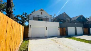 Main picture of 9328 Firnat St