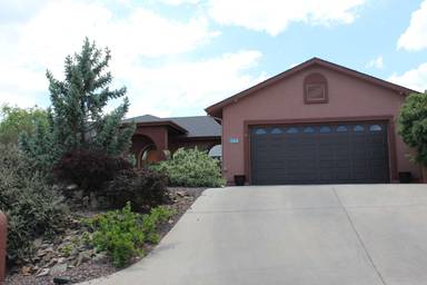 Main picture of 1476 Eagle Crest Dr