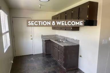 Main picture of 5243 Huntington Dr N