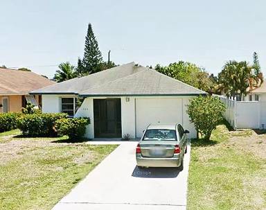 Main picture of 640 104th Ave N