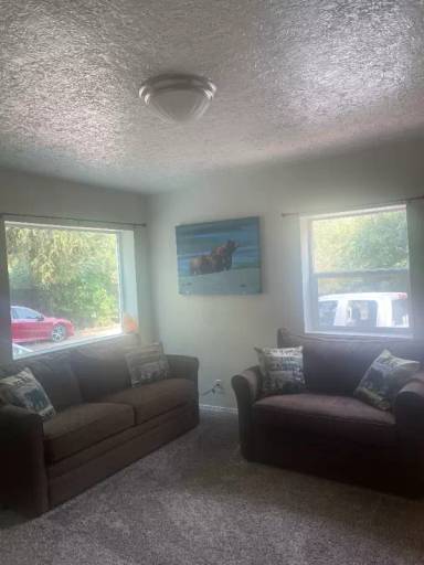Main picture of 33 E Inman Rd