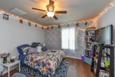 Main picture of 2528 S University Dr