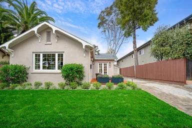 Main picture of 228 W Mission St