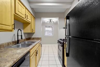 Main picture of Pangea Groves