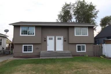 Main picture of 828 E Gordon Ave