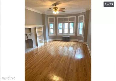 Main picture of 9008 S Escanaba Ave