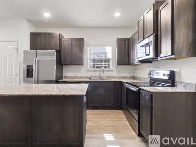 Main picture of 957 S Amarillo Ave